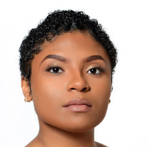 Meet your Posher, Simone